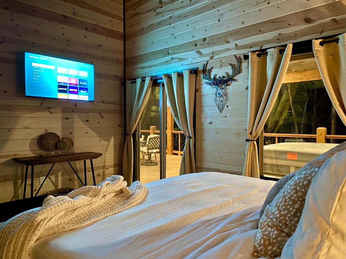 بروكن بو New Luxury Cabin, Hot Tub, Forest Views,Hotel Style Amenities المظهر الخارجي الصورة