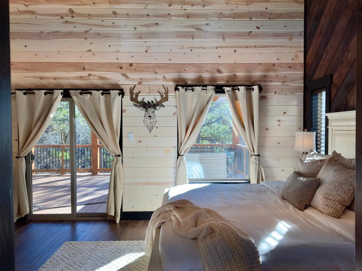 بروكن بو New Luxury Cabin, Hot Tub, Forest Views,Hotel Style Amenities المظهر الخارجي الصورة