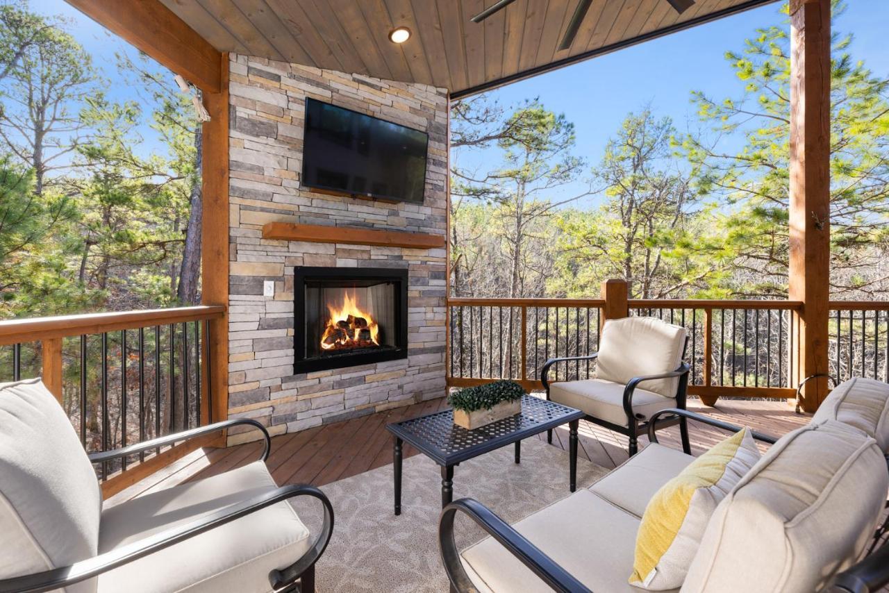 بروكن بو New Luxury Cabin, Hot Tub, Forest Views,Hotel Style Amenities المظهر الخارجي الصورة
