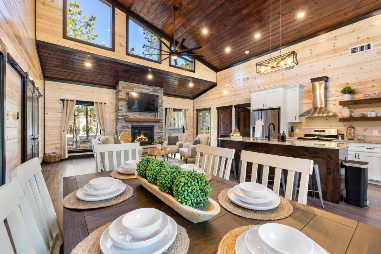 بروكن بو New Luxury Cabin, Hot Tub, Forest Views,Hotel Style Amenities المظهر الخارجي الصورة