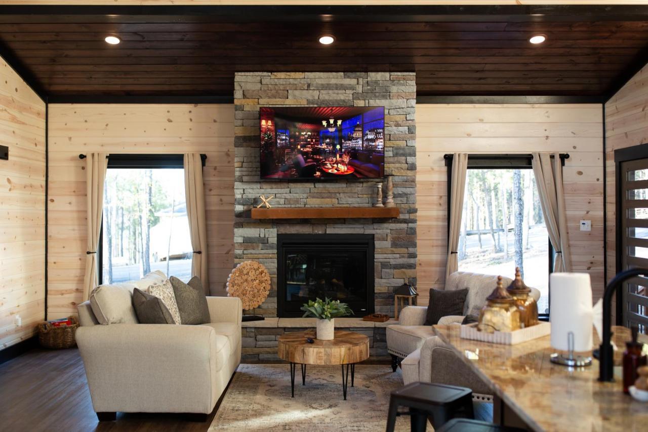 بروكن بو New Luxury Cabin, Hot Tub, Forest Views,Hotel Style Amenities المظهر الخارجي الصورة
