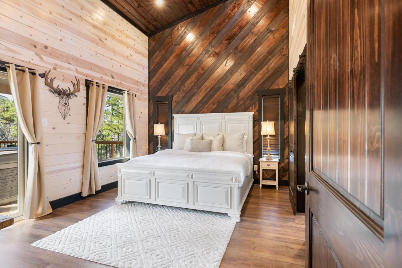 بروكن بو New Luxury Cabin, Hot Tub, Forest Views,Hotel Style Amenities المظهر الخارجي الصورة